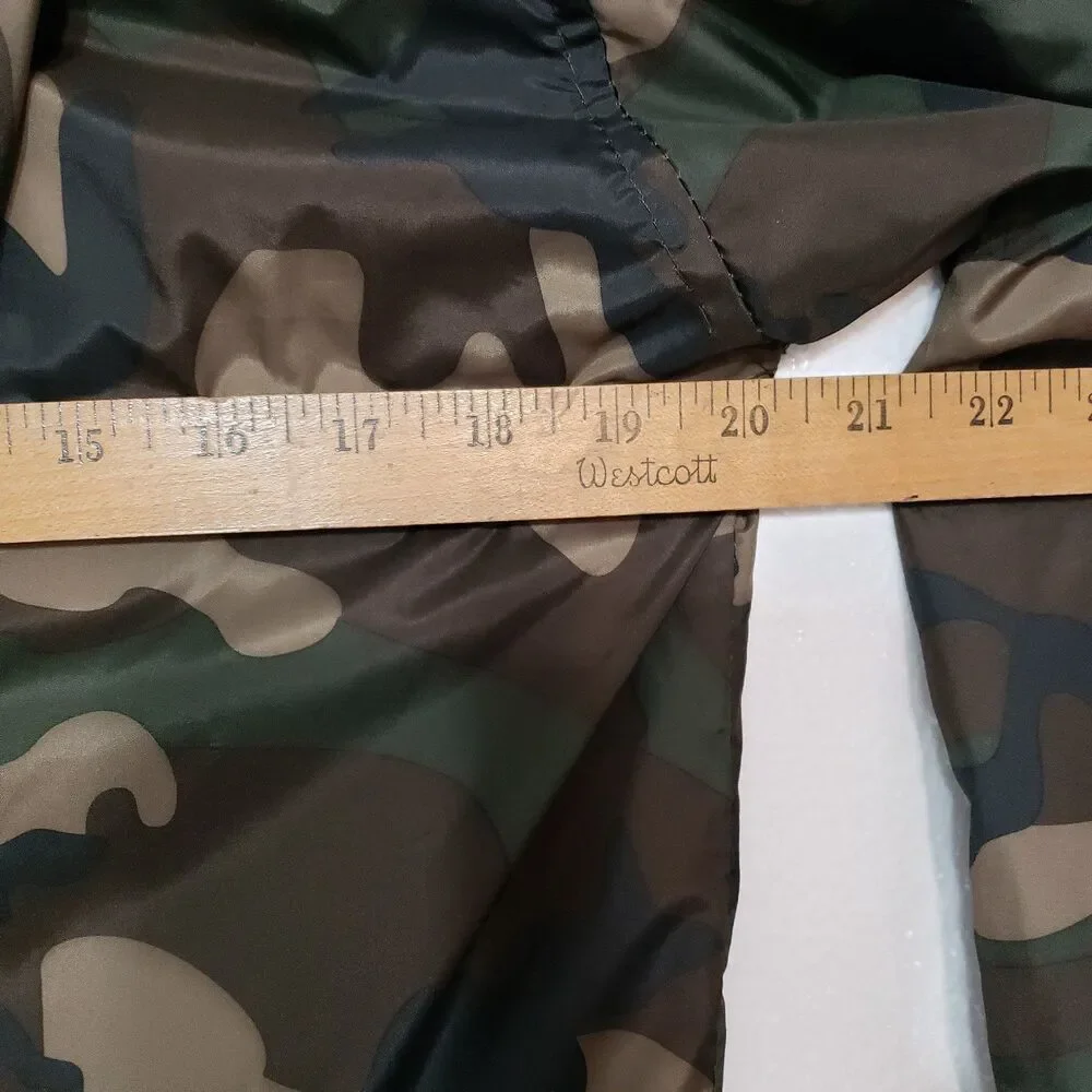 G-NET Men's Camo Pullover Hoodie Lightweight Jacket / Raincoat, Size Medium